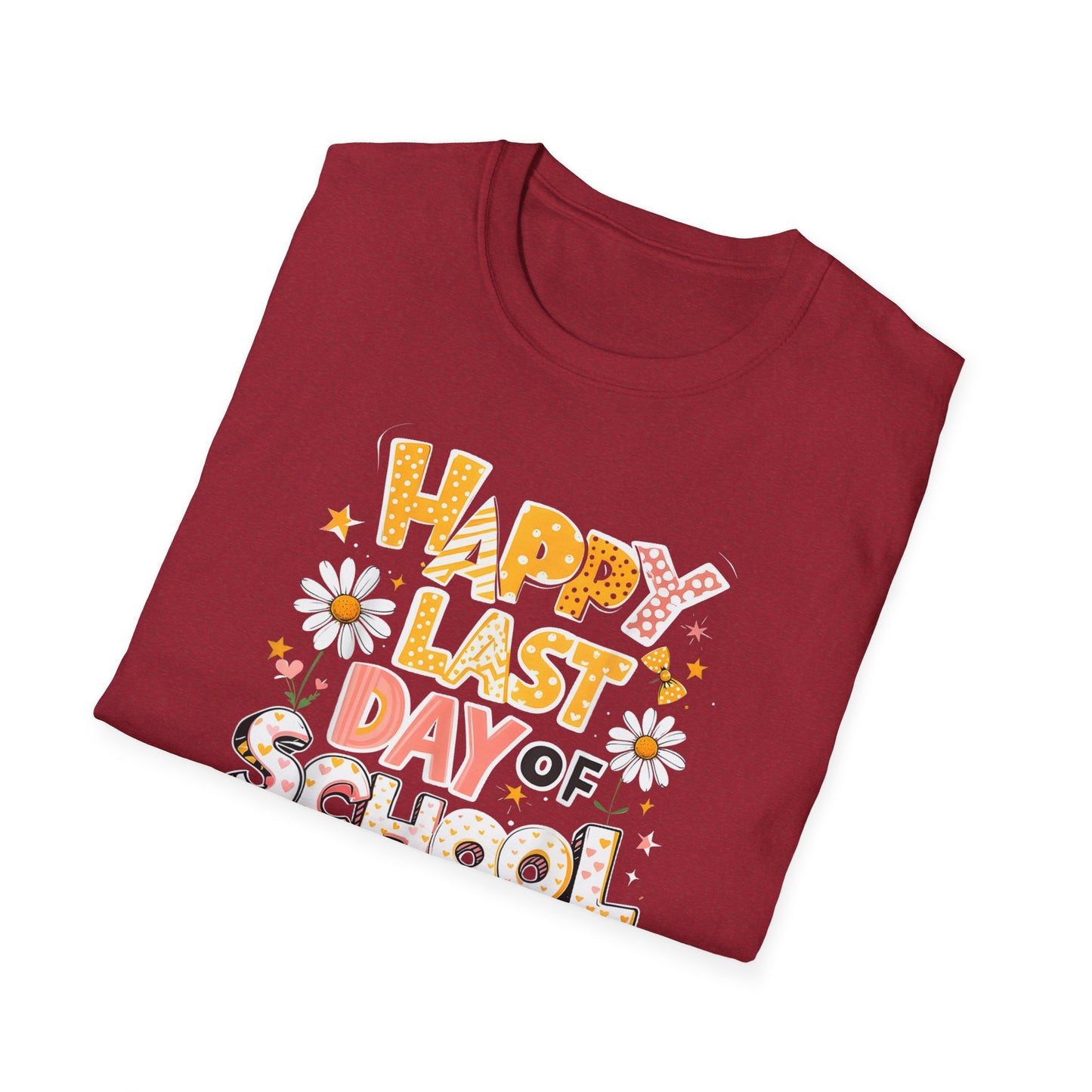 Happy Last Day of School T-Shirt — Cute Retro Daisy End-of-Year Tee
