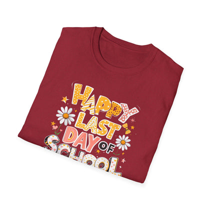 Happy Last Day of School T-Shirt — Cute Retro Daisy End-of-Year Tee
