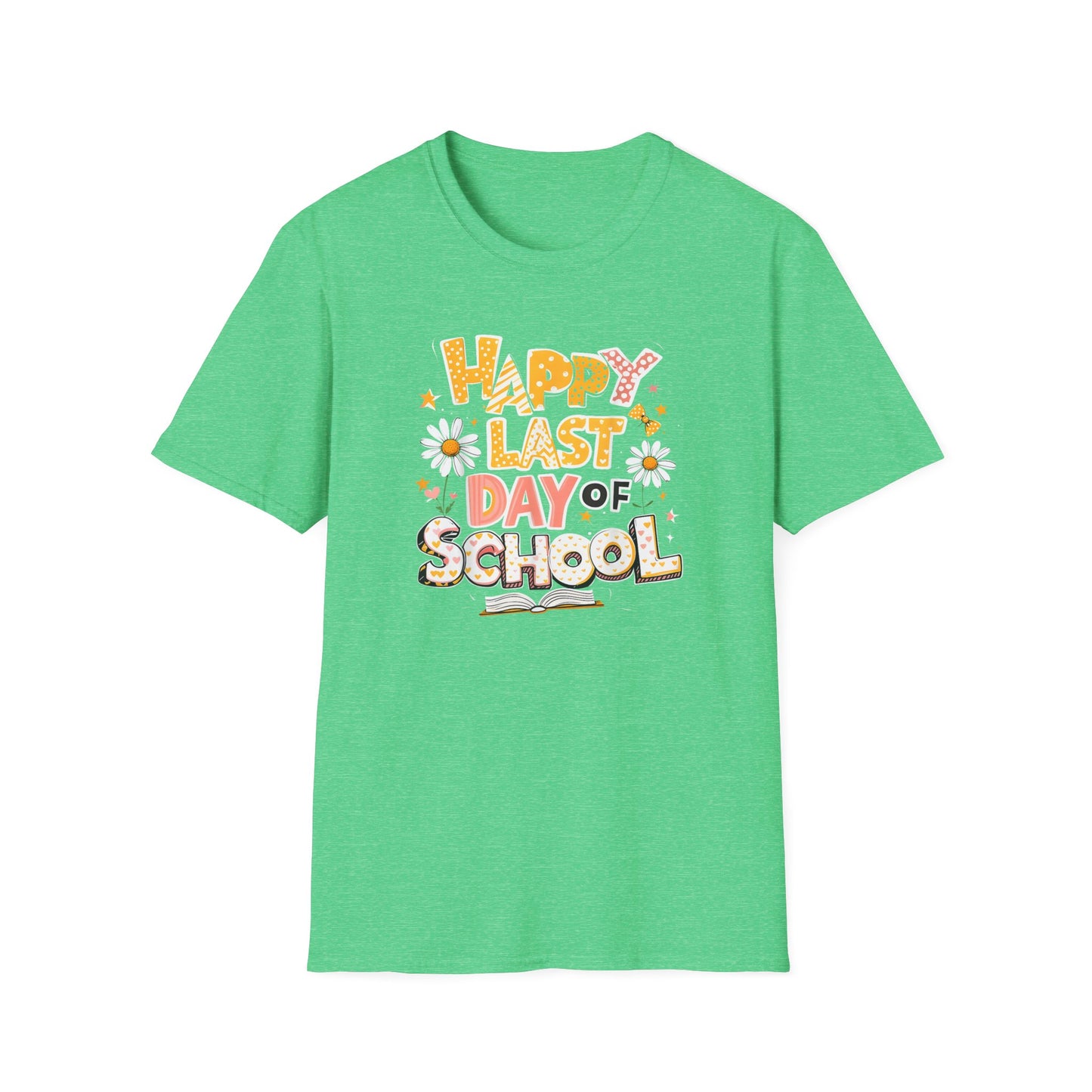 Happy Last Day of School T-Shirt — Cute Retro Daisy End-of-Year Tee